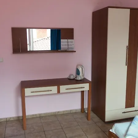 Konukevi Sea House 3*